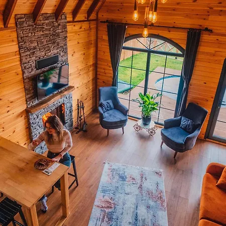 Kirsal Silence Hotel *